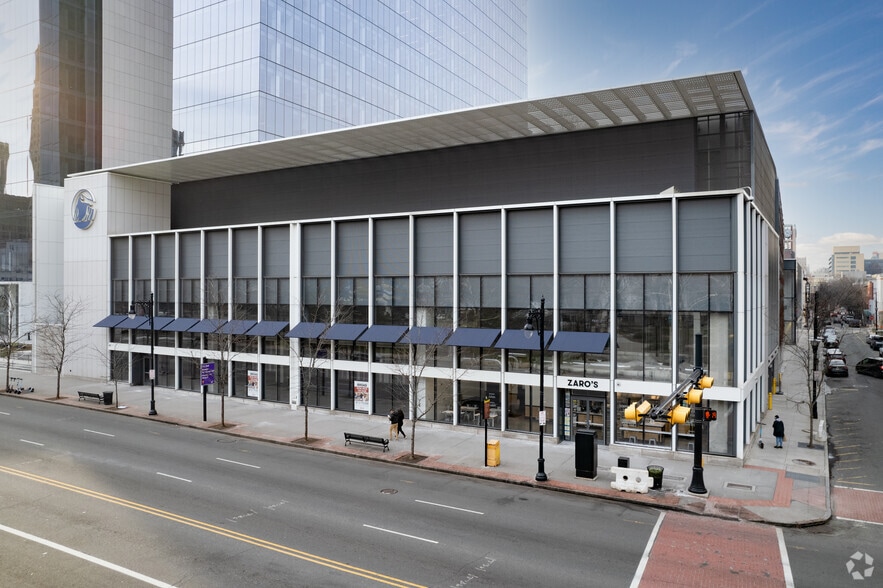 635-649 Broad St, Newark, NJ for lease - Building Photo - Image 2 of 3