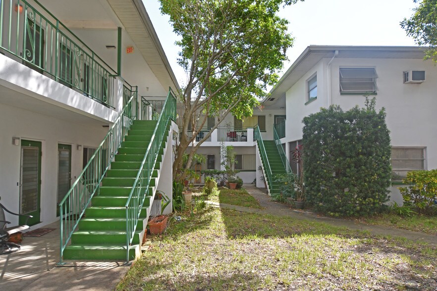 725 2nd St N, Saint Petersburg, FL for sale - Other - Image 1 of 1