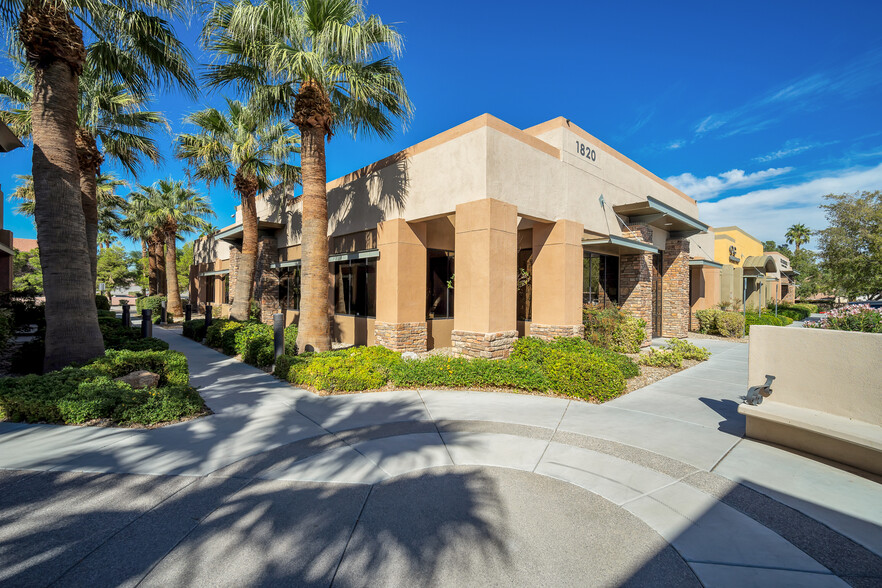 1820 E Warm Springs Rd, Las Vegas, NV for sale - Building Photo - Image 1 of 1