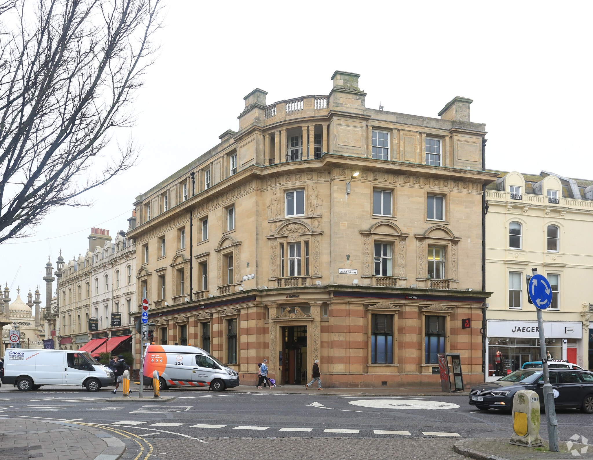 8-11 Pavilion, Brighton for sale Primary Photo- Image 1 of 1