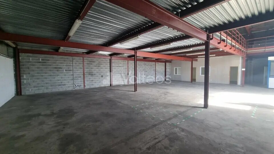 Flex in Launaguet for lease - Interior Photo - Image 2 of 6