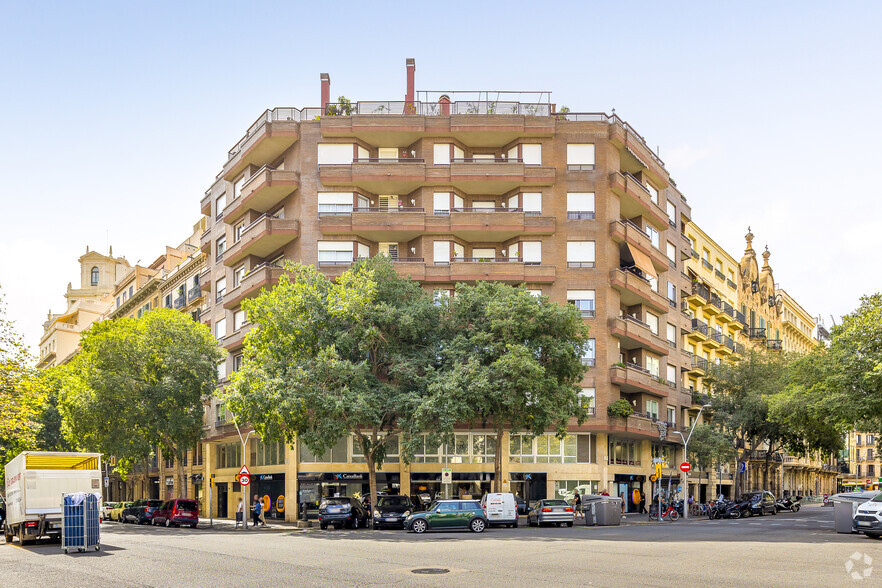 Carrer Del Bruc, Barcelona, Barcelona for lease - Primary Photo - Image 1 of 2