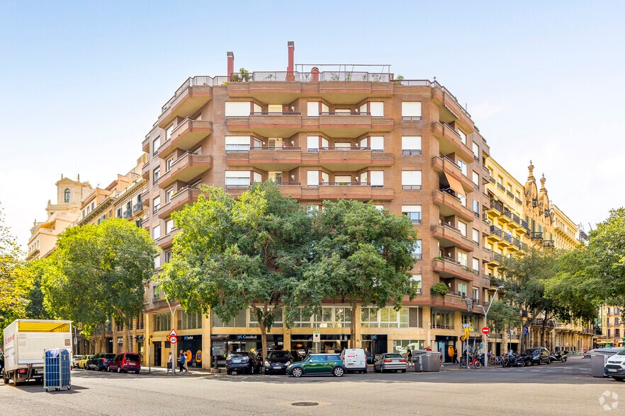 Carrer del Bruc, 29, Barcelona, Barcelona for lease - Primary Photo - Image 1 of 5