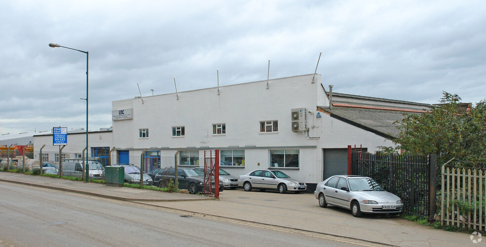 Fifth Way, Wembley for sale - Building Photo - Image 2 of 3