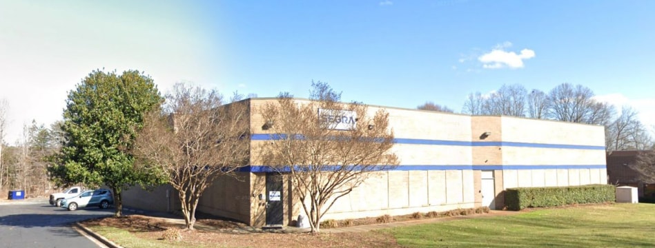 1612 Crossbeam Dr, Charlotte, NC for lease - Building Photo - Image 1 of 5