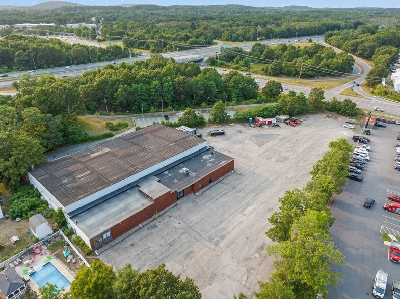 12 Merrill St, Salisbury, MA for sale - Primary Photo - Image 2 of 13