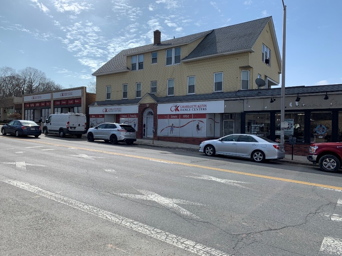 1124 Pleasant St, Worcester, MA 01602 Tatnuck Square