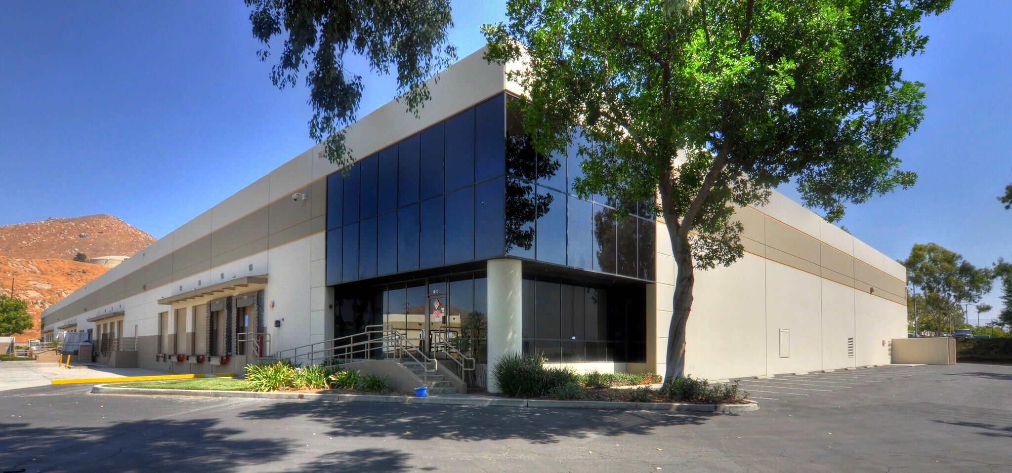 1815 Rustin Ave, Riverside, CA for sale Primary Photo- Image 1 of 1