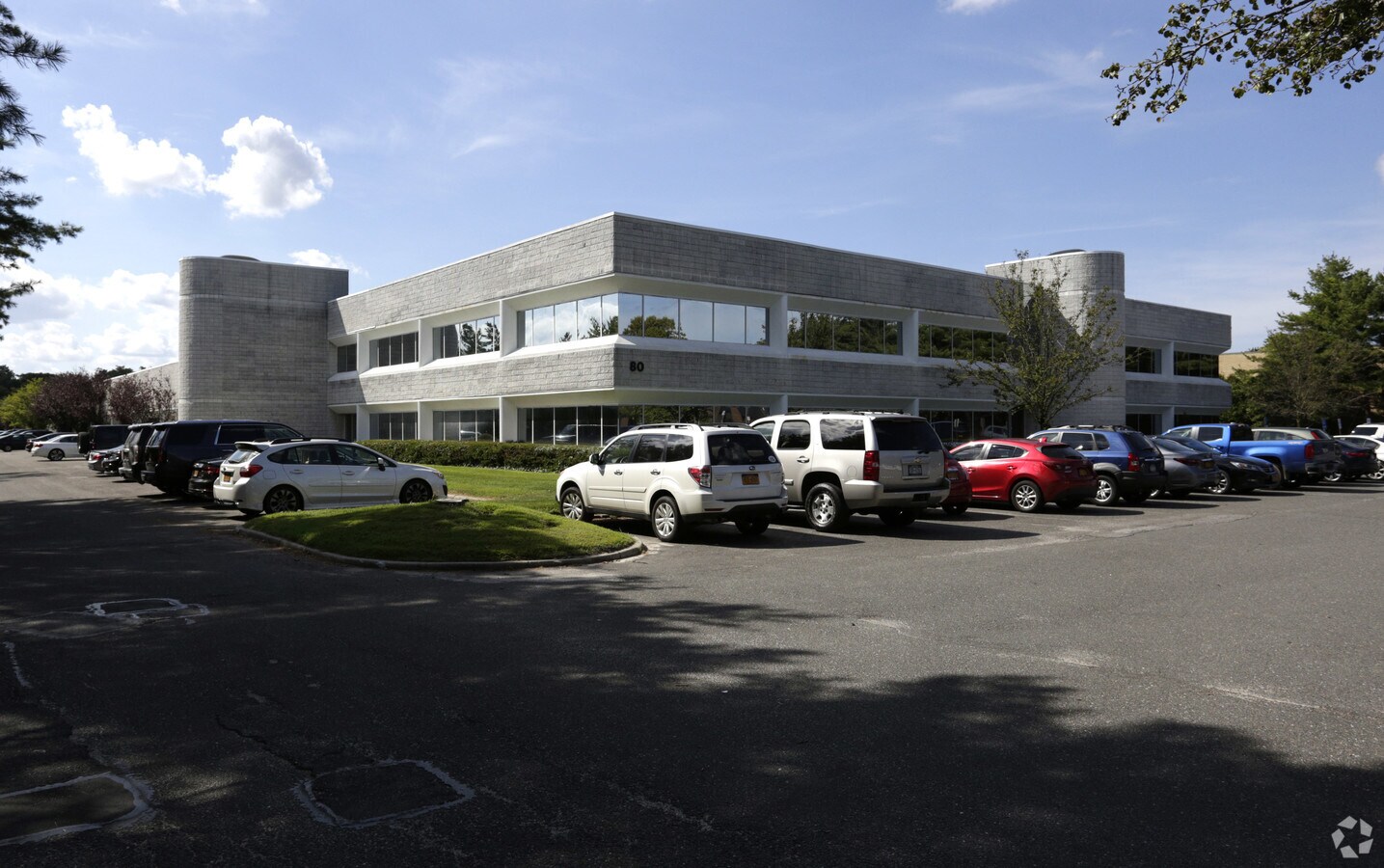 80 Orville Dr, Bohemia, NY 11716 Industrial for Lease