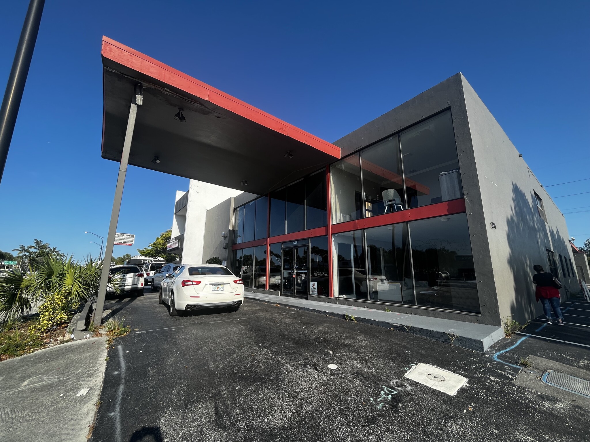 1500 E Commercial Blvd, Fort Lauderdale, Fl 33334 