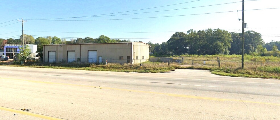 22095 Farm To Market Rd, Porter, TX for lease - Primary Photo - Image 1 of 3