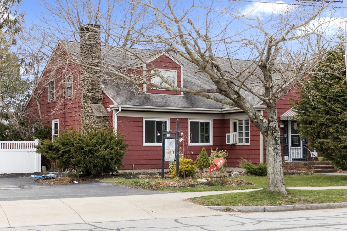 1227 Ashley Blvd, New Bedford, MA 02745