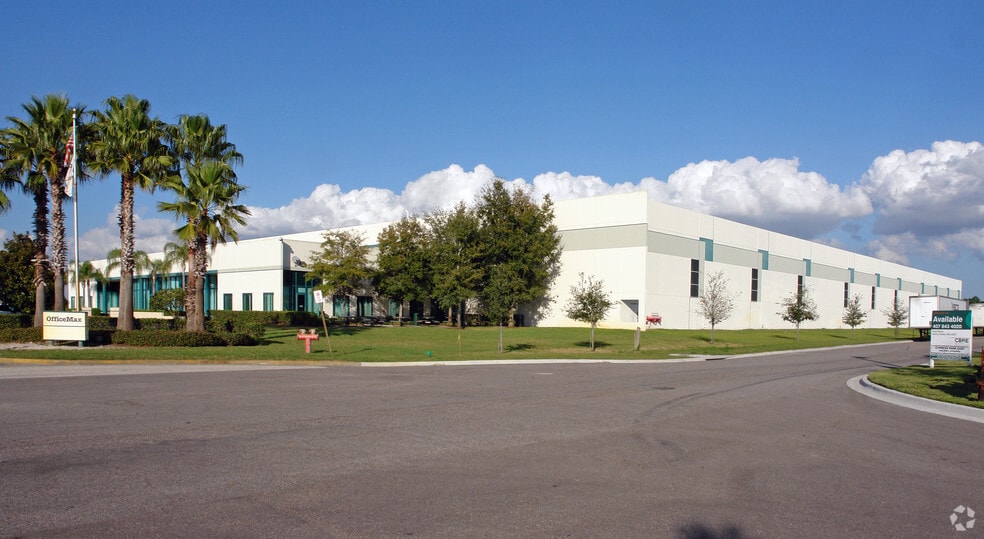 1801 Cypress Lake Dr, Orlando, FL for lease - Primary Photo - Image 1 of 9