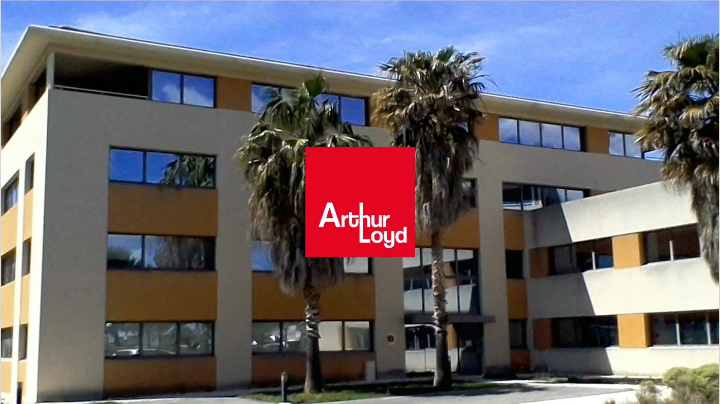 515 Avenue De La Tramontane, La Ciotat for sale Building Photo- Image 1 of 6