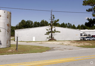 106 Zetterower Rd, Statesboro, GA for lease Building Photo- Image 2 of 2