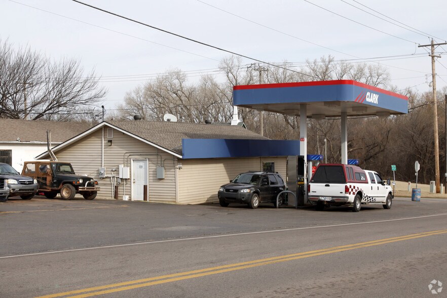 7803 S Sooner Rd, Guthrie, OK for sale - Building Photo - Image 1 of 1