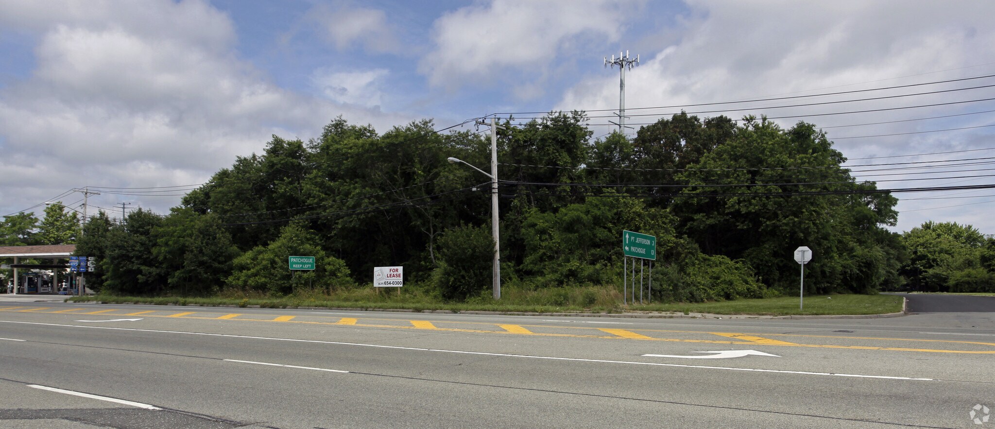 Route 25A, Mount Sinai, NY for sale Primary Photo- Image 1 of 1