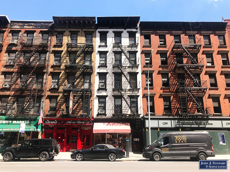 1301 3rd Ave, New York, NY for sale - Building Photo - Image 1 of 1