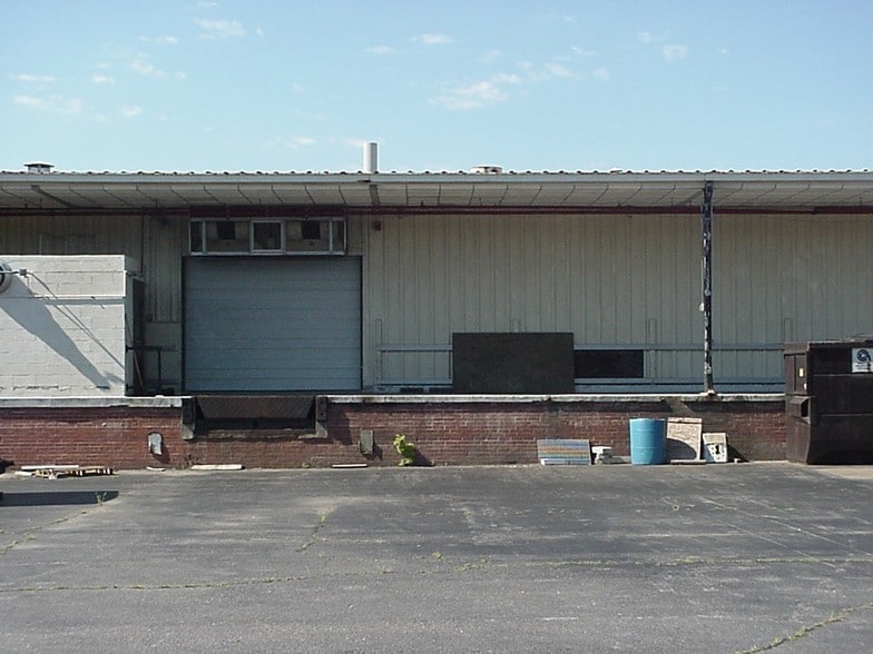 751 S Halifax Rd, Rocky Mount, NC for sale - Building Photo - Image 2 of 4