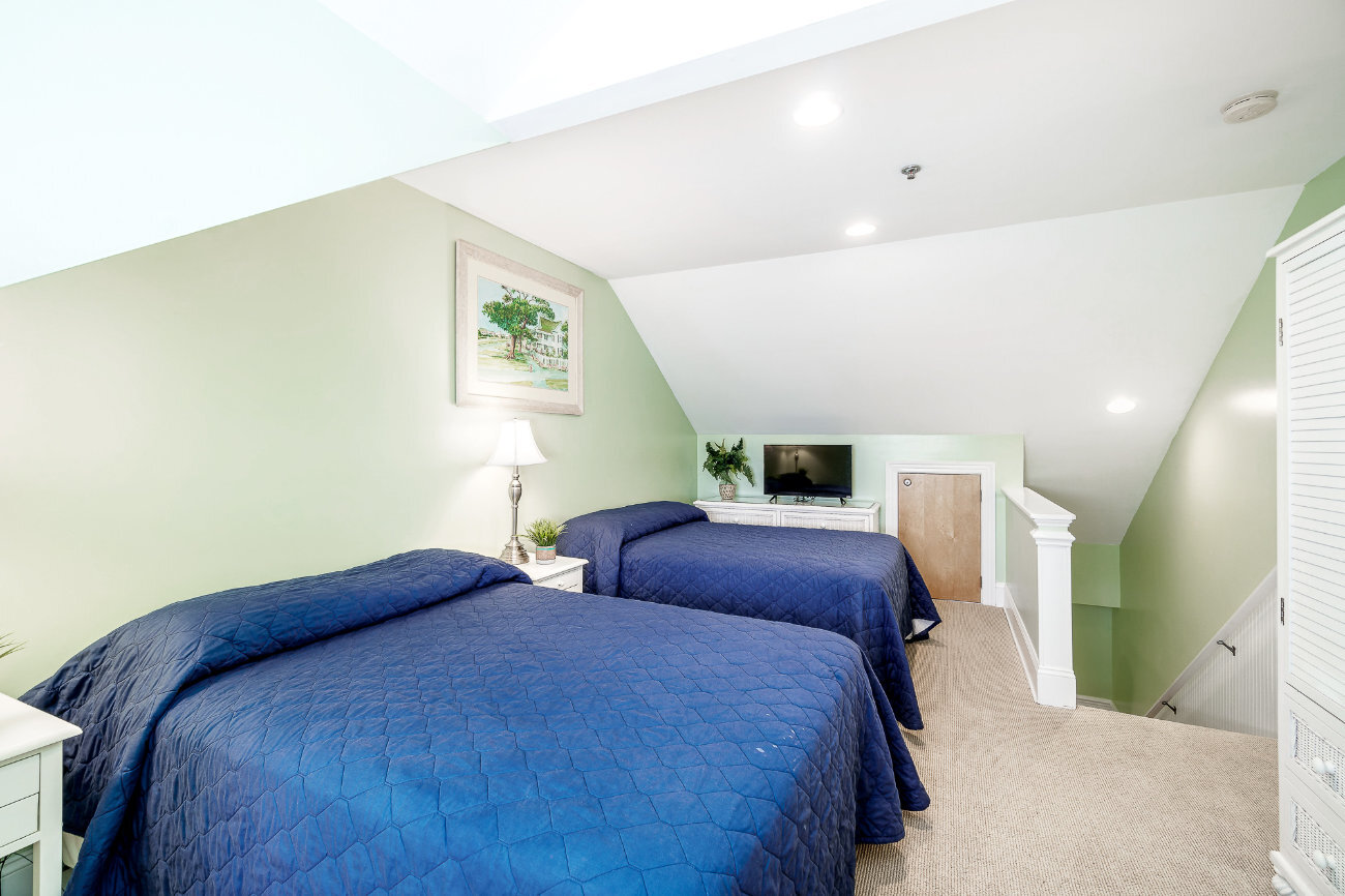 201 Mildred St, Oriental, NC 28571 River Neuse Suites boutique hotel