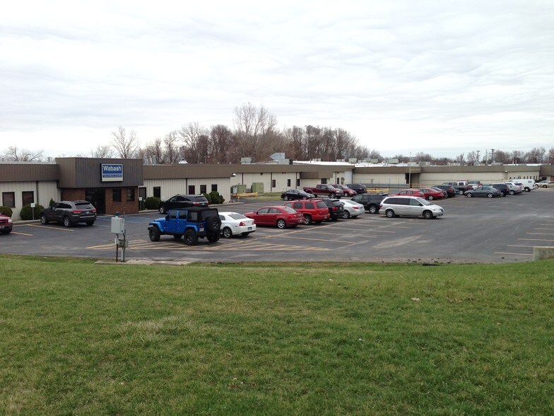 1375 Swan St, Huntington, IN for sale - Building Photo - Image 1 of 1