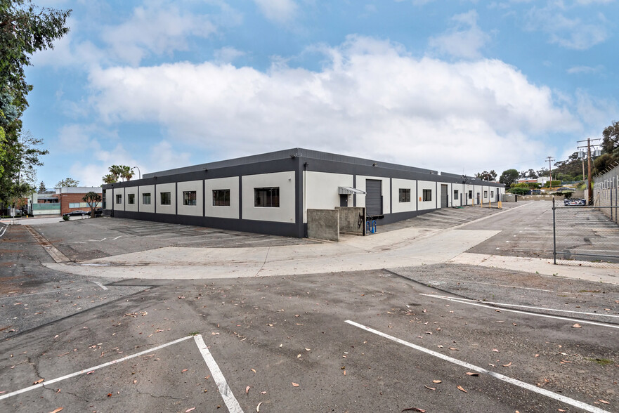 10150-10200 Jefferson Blvd, Culver City, CA for lease - Building Photo - Image 3 of 21