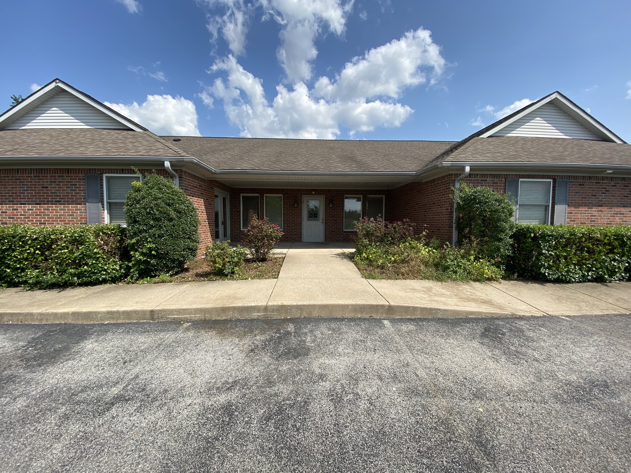 803 Maple St, Princeton, KY for sale Primary Photo- Image 1 of 1