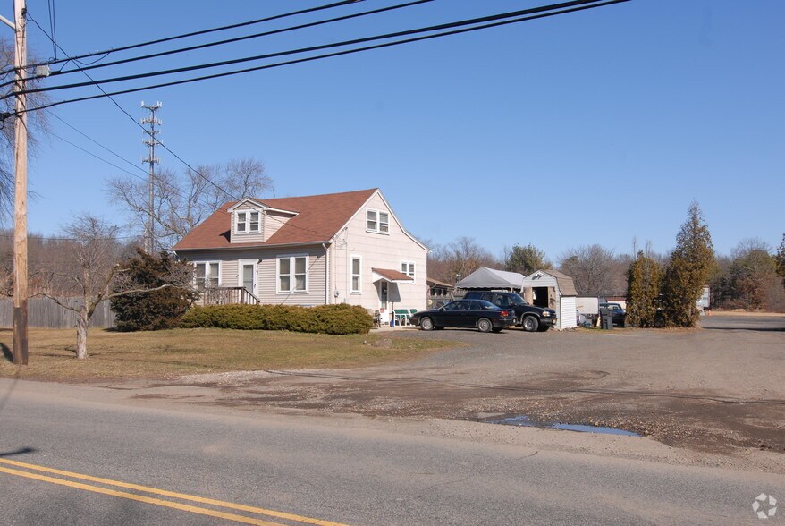 1720 Englishtown Rd, Old Bridge, NJ for sale - Primary Photo - Image 1 of 1