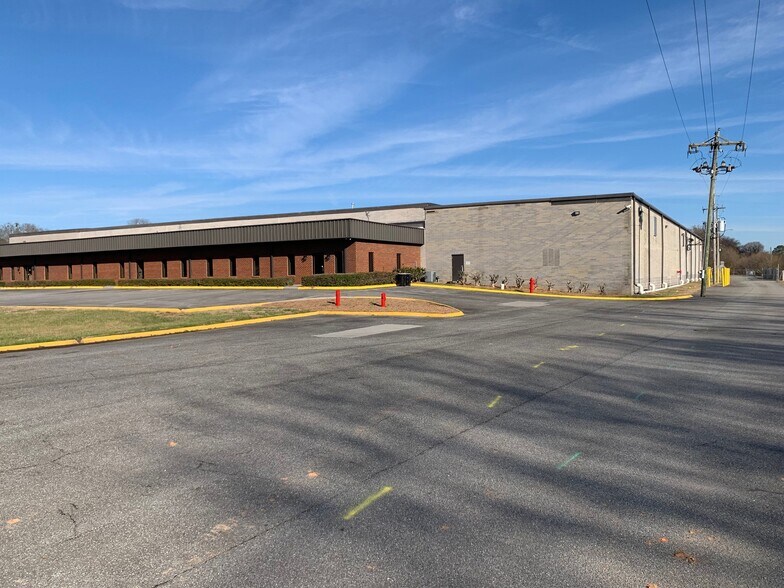 355 Old Dalton Rd NE, Calhoun, GA 30701