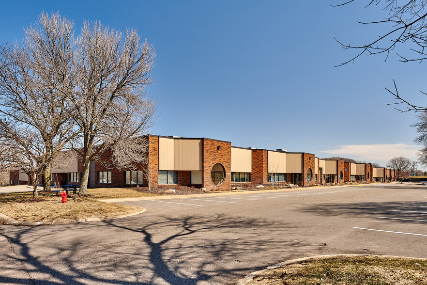 7700-7768 W 78th St, Minneapolis, MN for sale - Building Photo - Image 1 of 1