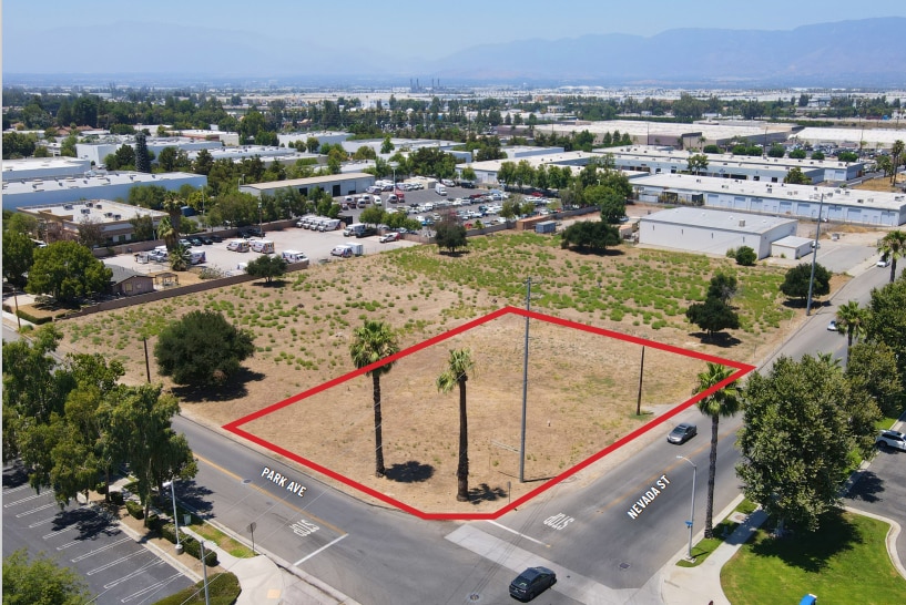 501 Nevada St, Redlands, CA for sale - Aerial - Image 1 of 2