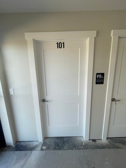 706 1st St, Cheney, WA for lease - Building Photo - Image 3 of 24