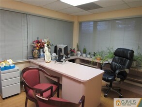 622 Georges Rd, North Brunswick, NJ for lease Interior Photo- Image 2 of 7