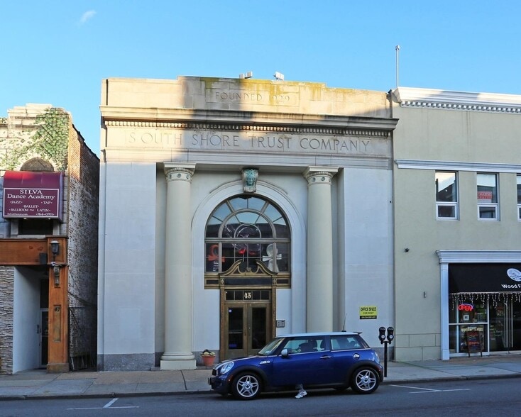 2 Office Buildings in Rockville Centre portfolio of 2 properties for sale on LoopNet.com - Building Photo - Image 2 of 7