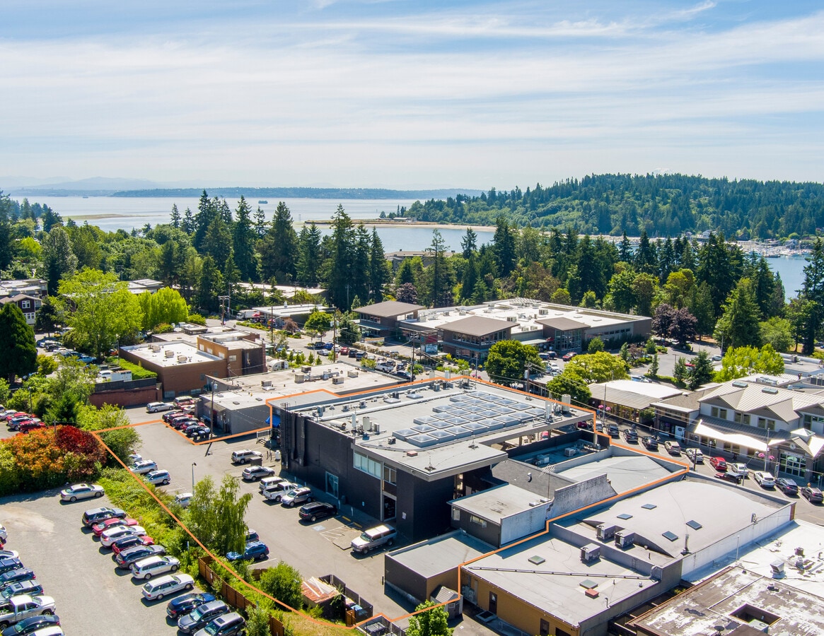 276278 Winslow Way E, Bainbridge Island, WA 98110