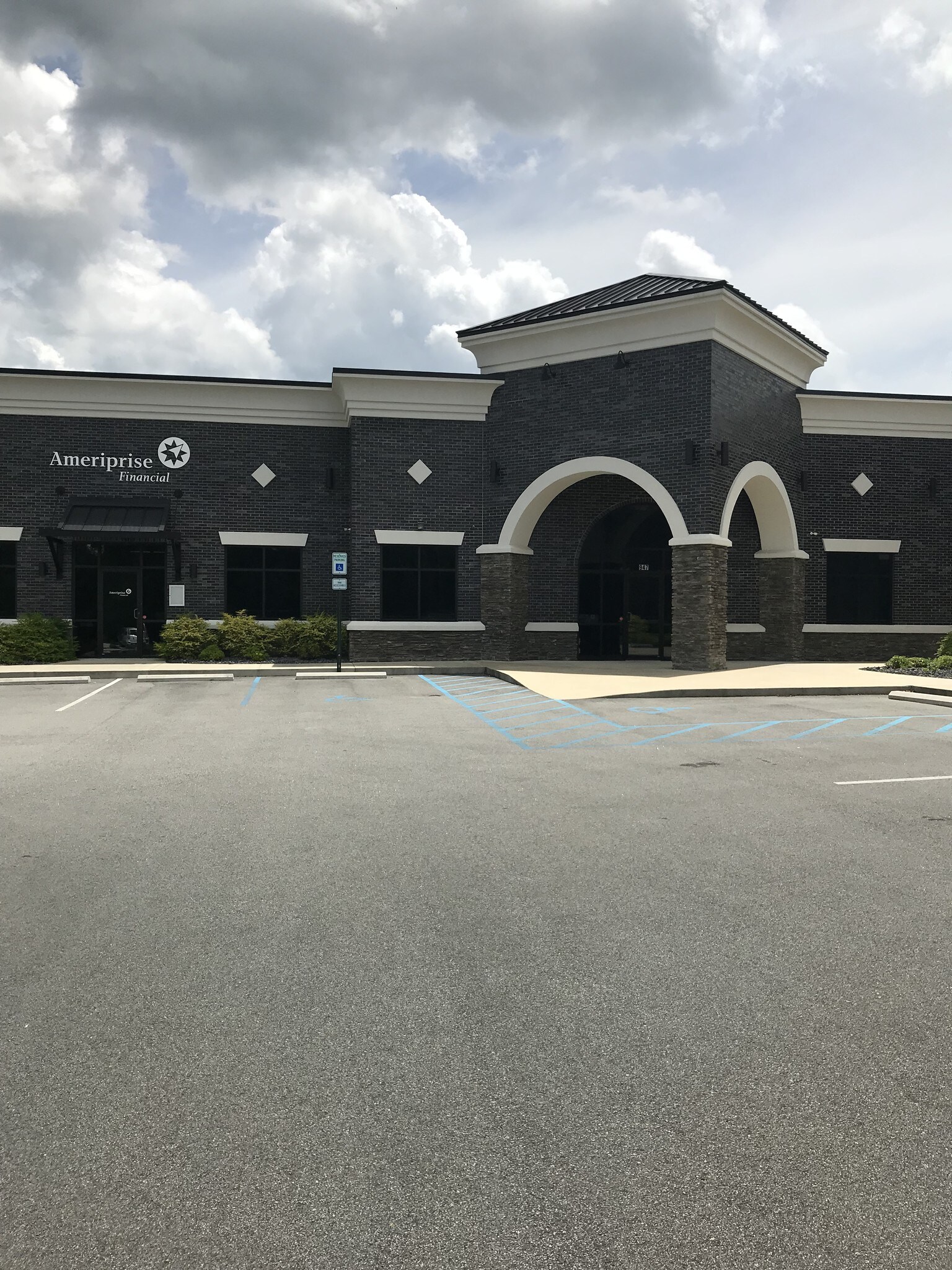 947 E Main St, Lexington, SC for sale Building Photo- Image 1 of 1