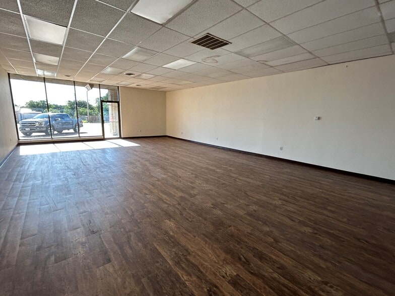 3410-3454 S Western St, Amarillo, TX for lease - Building Photo - Image 3 of 15
