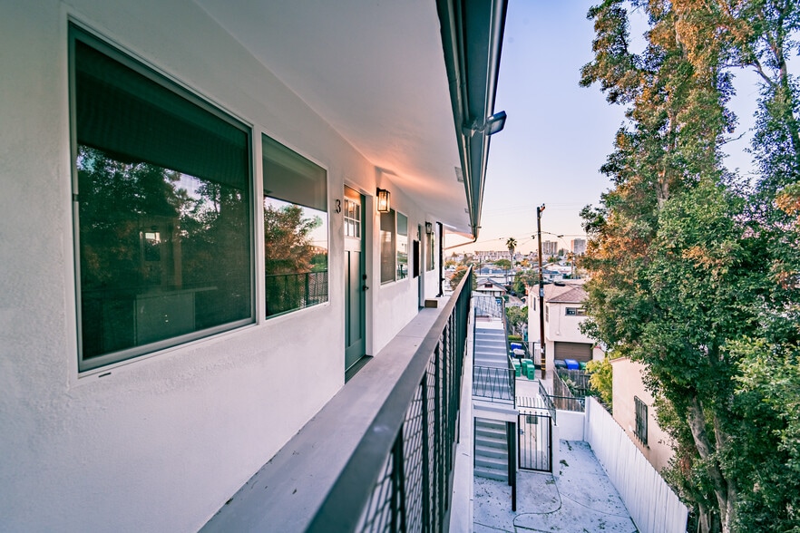 3776 Villa Terr., San Diego, CA for sale - Building Photo - Image 2 of 16