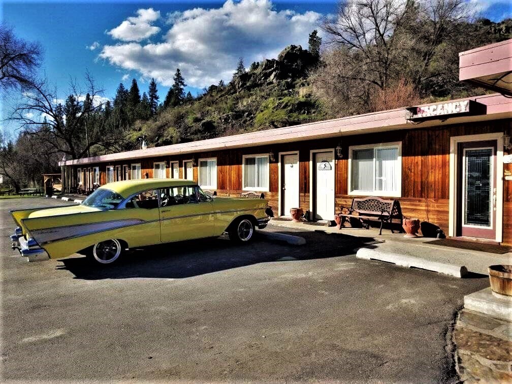 340 E Railroad Ave, Plains, MT 59859