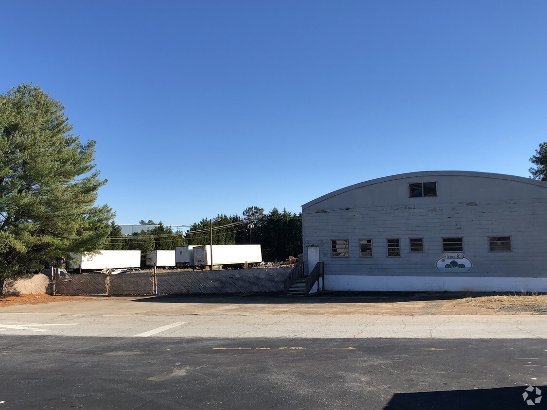 180 Land Grant Rd, Inman, SC 29349