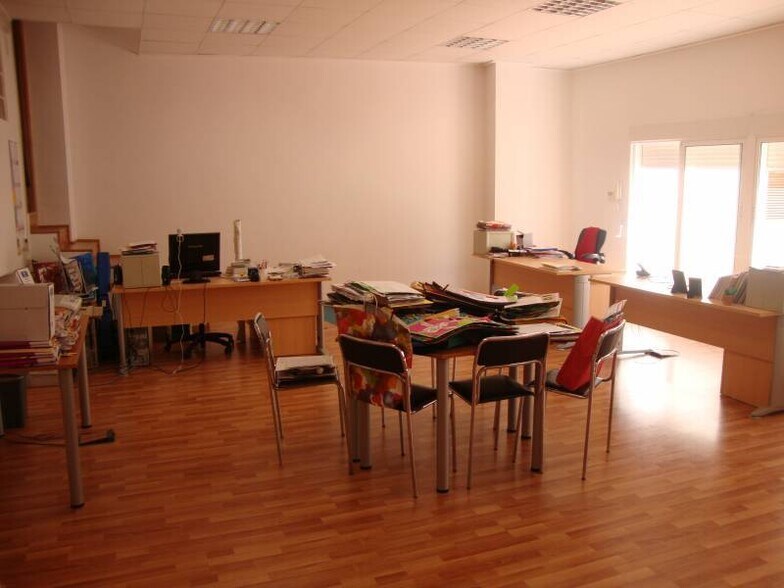 Retail in Benifaió, Valencia for sale - Building Photo - Image 2 of 11