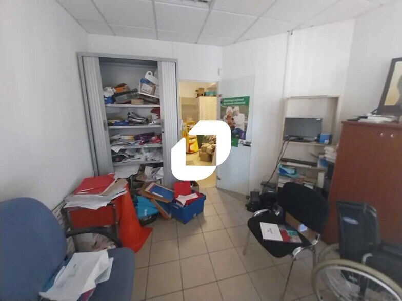 Retail in Le Bouscat for sale - Interior Photo - Image 3 of 6