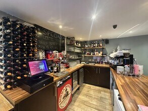 The Broadway, Stanmore for lease Interior Photo- Image 2 of 8