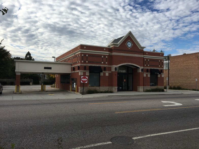 7025 Roosevelt Rd, Berwyn, IL for sale - Building Photo - Image 1 of 1