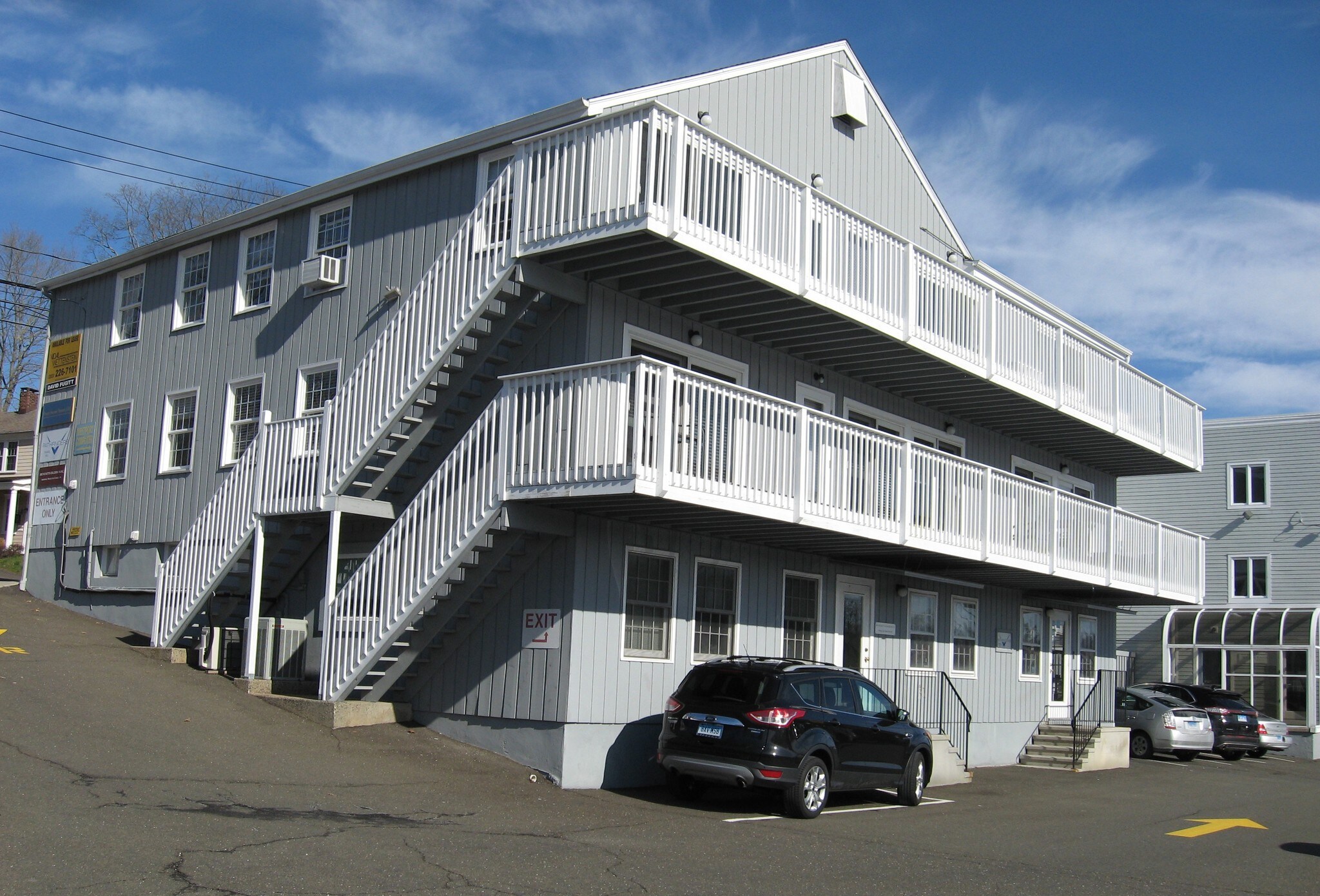 49 Riverside Ave, Westport, CT for sale Primary Photo- Image 1 of 1