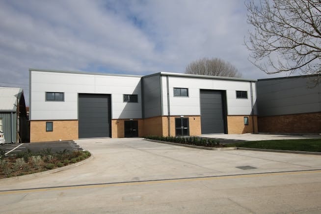 4-5 Old St, Sturminster Marshall for lease - Building Photo - Image 1 of 4