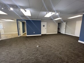 930 Alhambra Blvd, Sacramento, CA for lease Interior Photo- Image 2 of 7