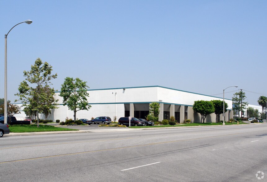 1081110821 Shoemaker Ave, Santa Fe Springs, CA 90670