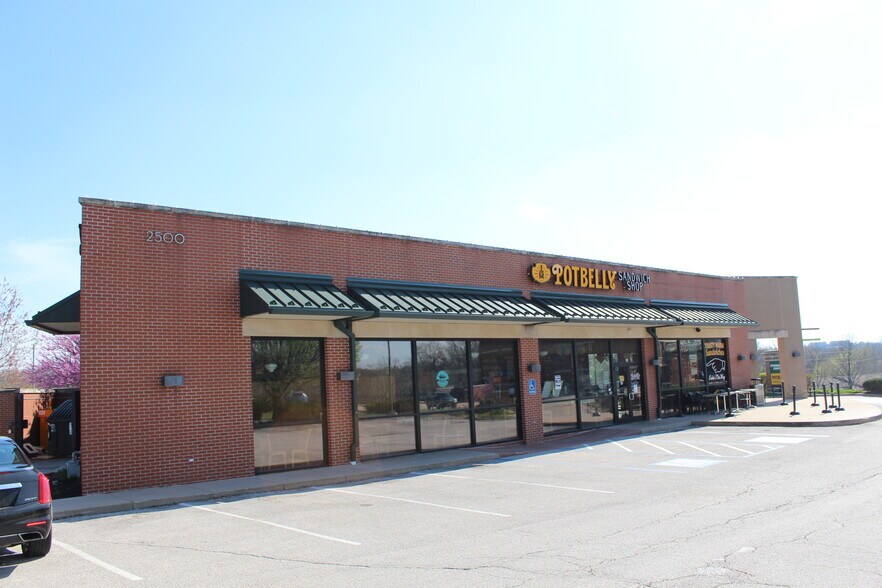 2500 Broadway Bluffs Dr, Columbia, MO 65201