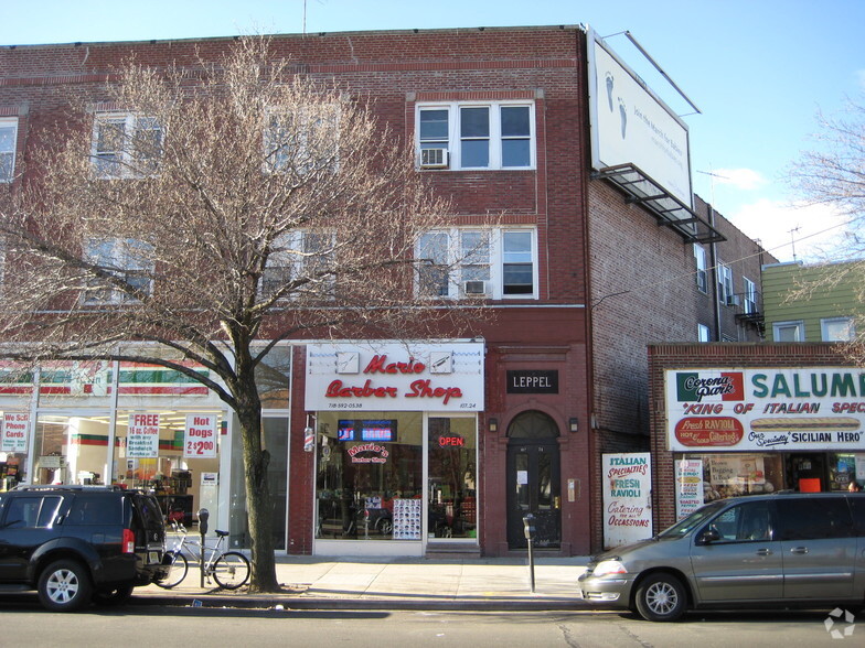 107-24 Corona Ave, Flushing, NY for lease - Building Photo - Image 2 of 2